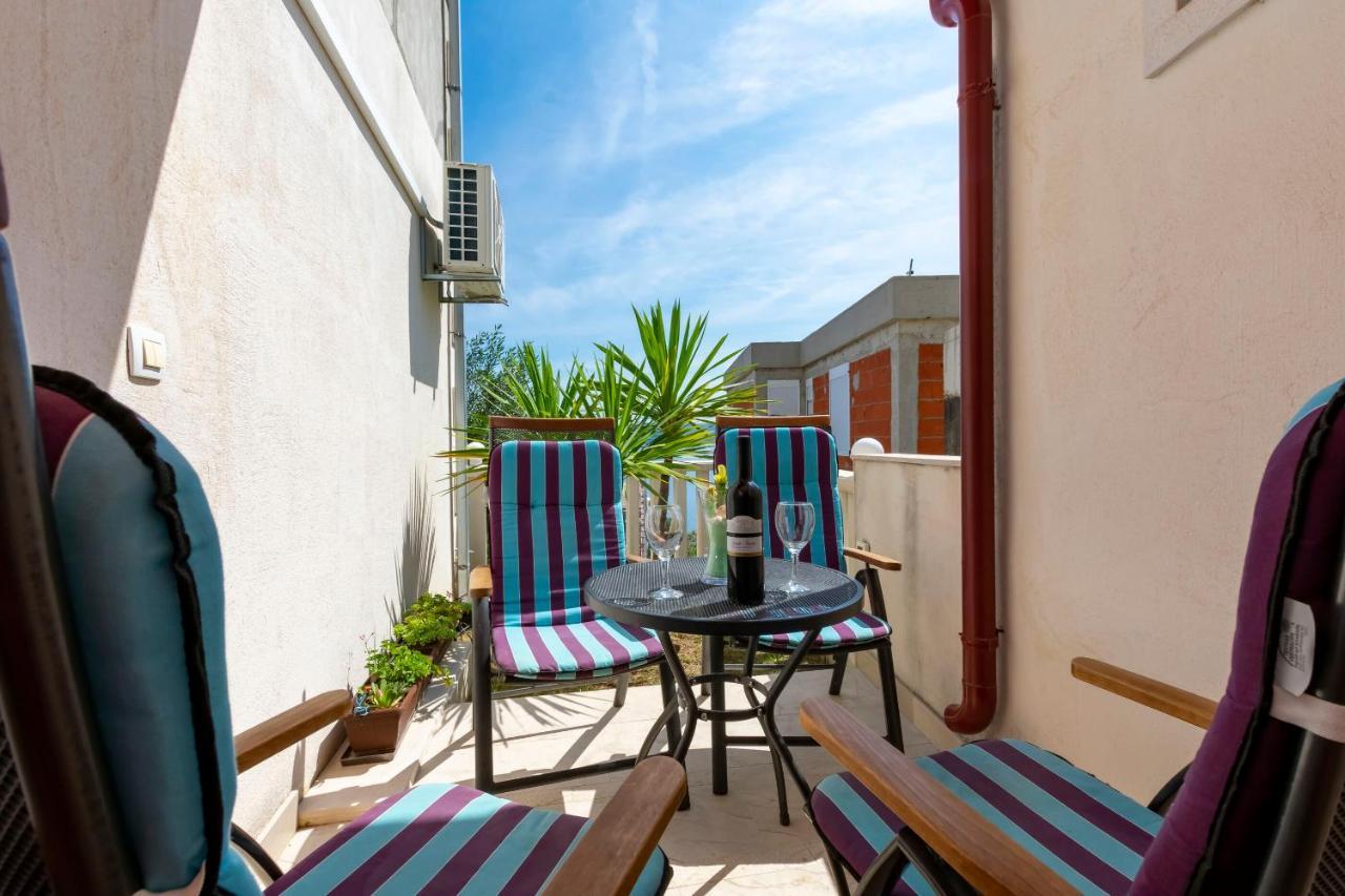 Apartments Djani Мимице Екстериор снимка