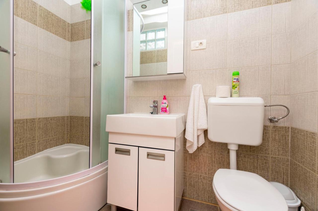 Apartments Djani Мимице Екстериор снимка