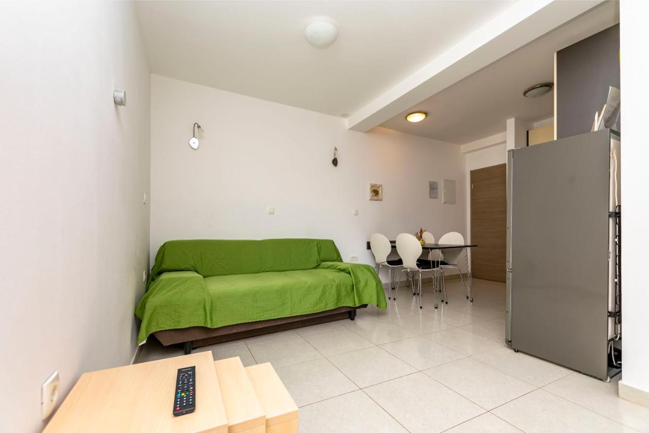 Apartments Djani Мимице Екстериор снимка